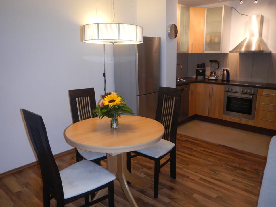 Comfort Apartment, 1 Bedroom (incl. end cleaning fee €40) | Private kitchen | Full-size fridge, microwave, oven, stovetop