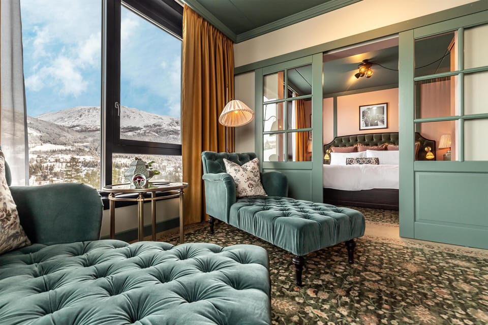 Superior Room, 1 King Bed | Minibar, blackout drapes, iron/ironing board, rollaway beds