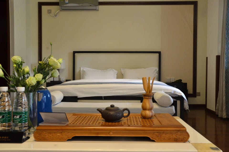 Standard Double Room | Desk, blackout drapes, WiFi (free)