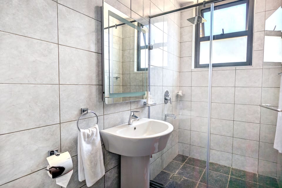 L'Aziz Suites Bed and Breakfast in Nairobi County