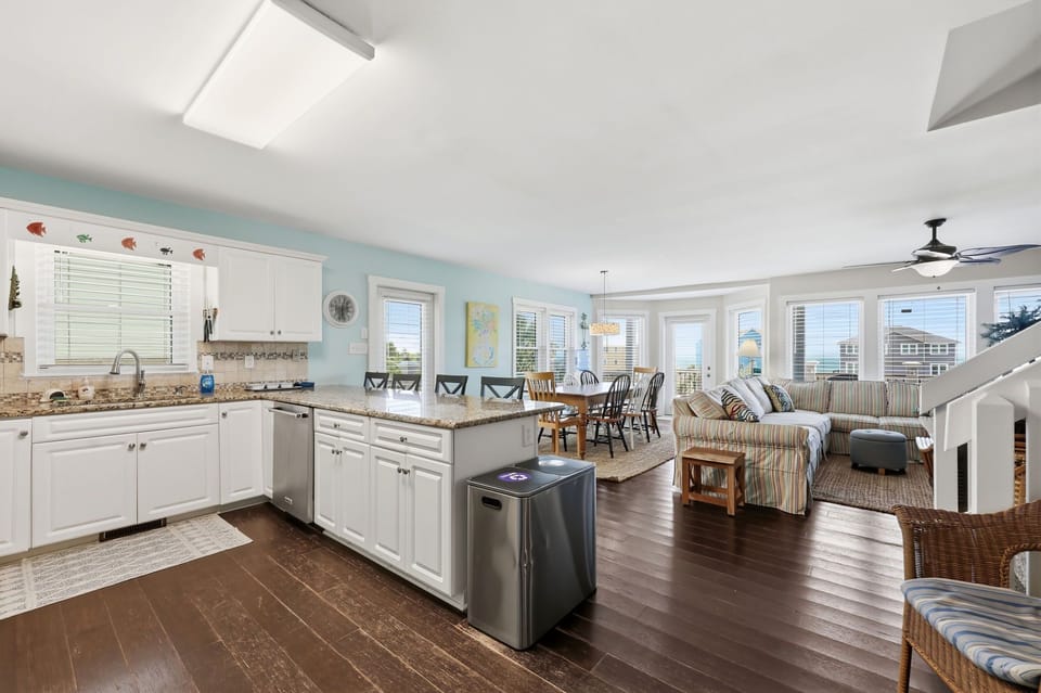 27-web-or-mls-6404 Ocean Dr East 027