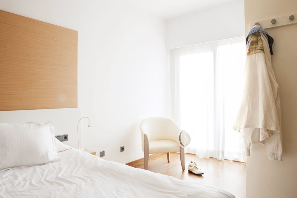 Down comforters, in-room safe, iron/ironing board, WiFi (free)