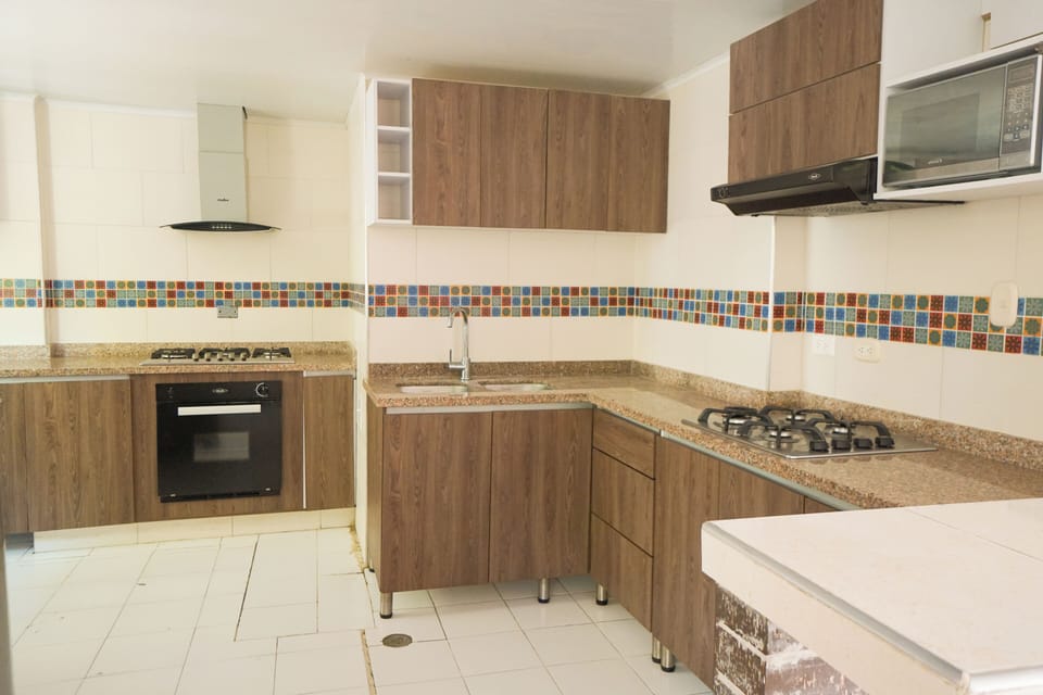 Shared fridge, shared microwave