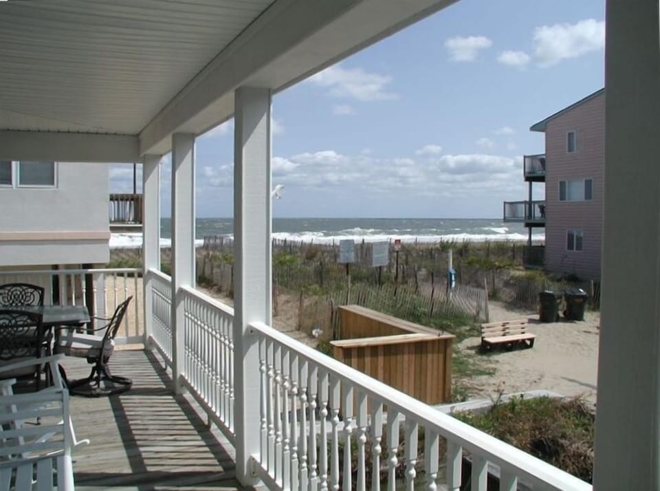 Front Porch looking at beach