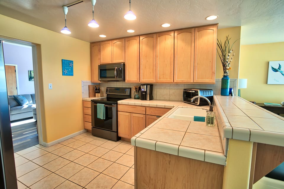 Well-equipped kitchen