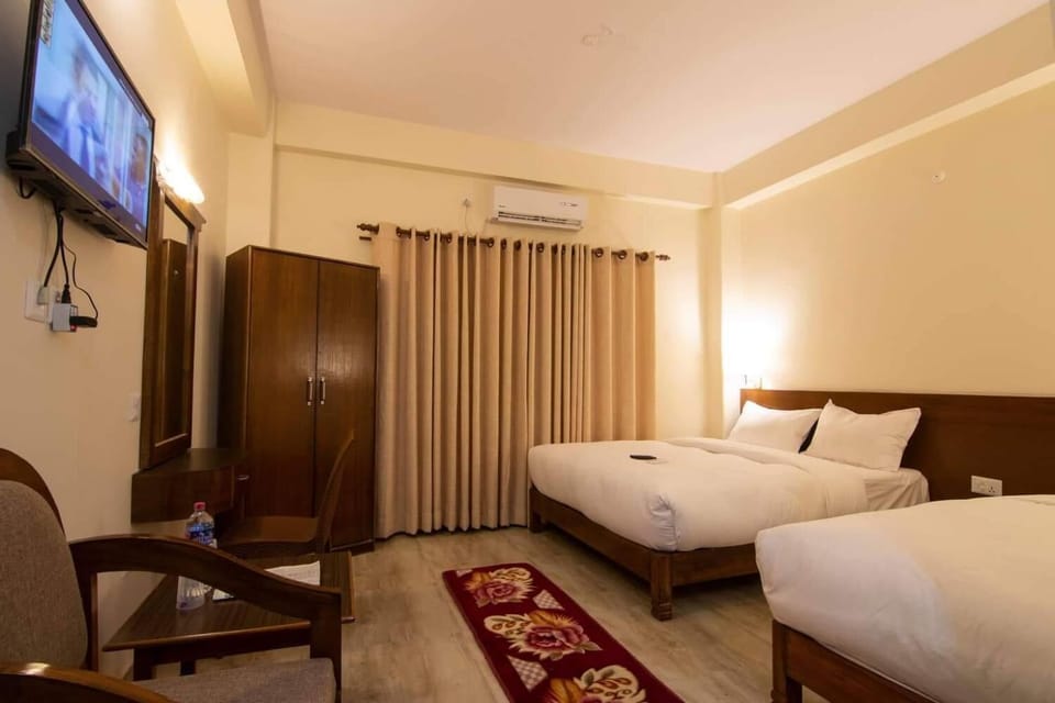 Blackout drapes, soundproofing, free WiFi, bed sheets