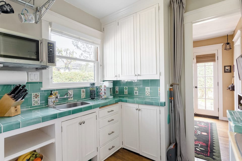 Your private charming quaint kitchen. 