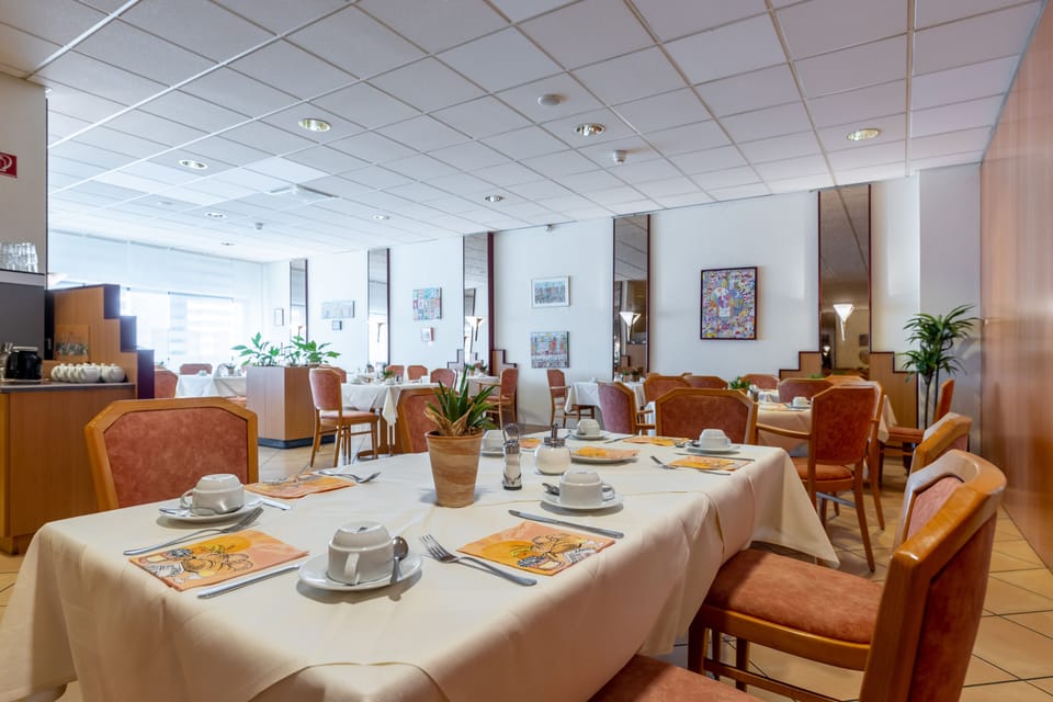Daily buffet breakfast (EUR 12 per person)