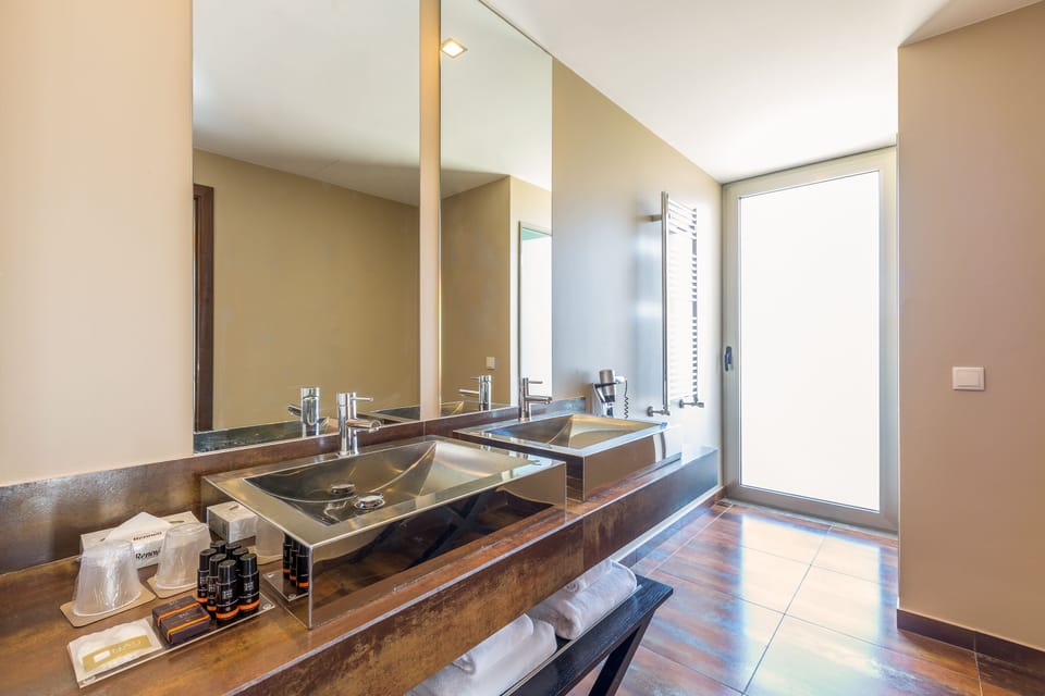 Villa, 3 Bedrooms, Private Pool | Bathroom | Shower, free toiletries, hair dryer, bathrobes