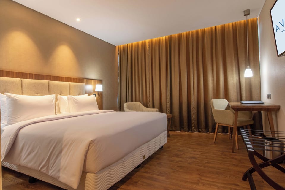 Minibar, in-room safe, iron/ironing board, free WiFi