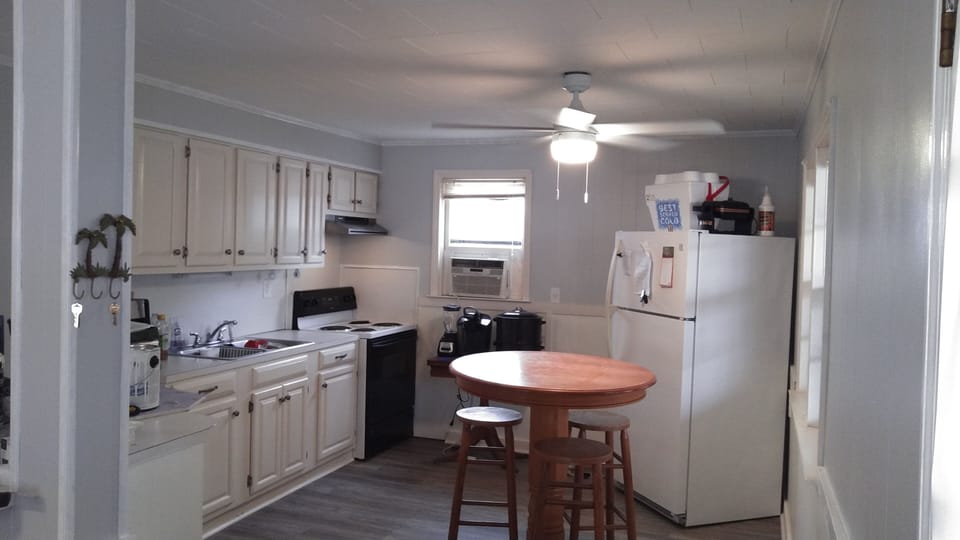Downstairs Kitchen.