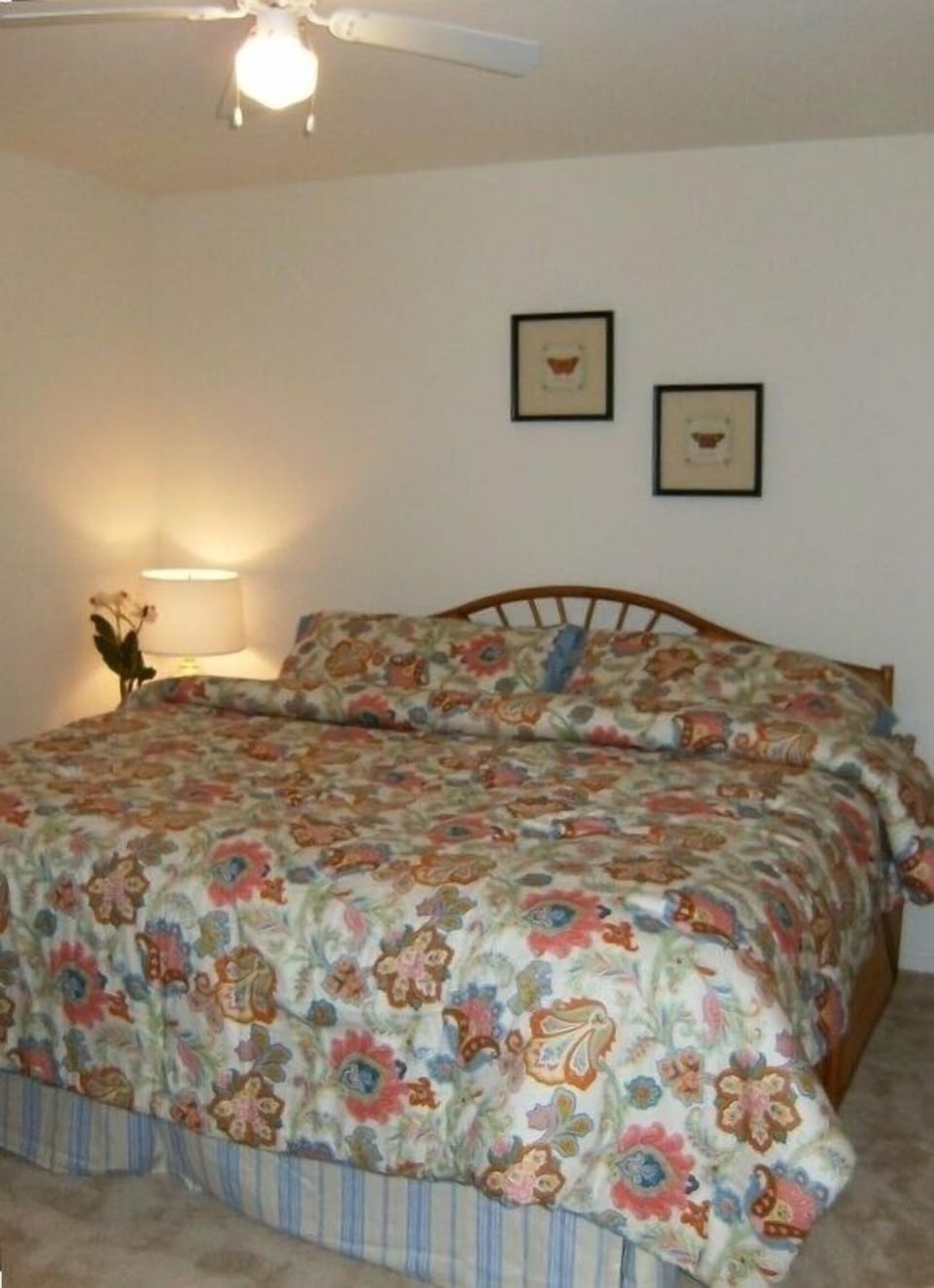 second bedroom with king bed