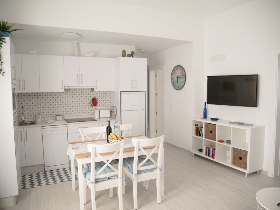 Estrella de Mar kitchen dining