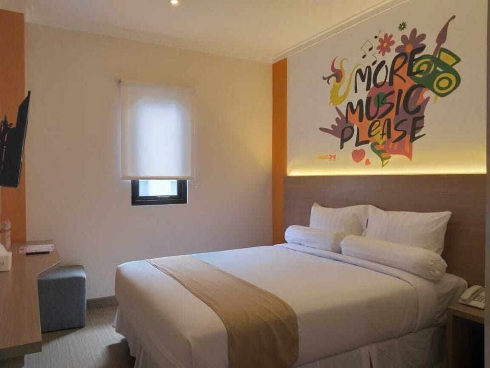 Deluxe Double Room | Soundproofing, free WiFi, bed sheets, wheelchair access