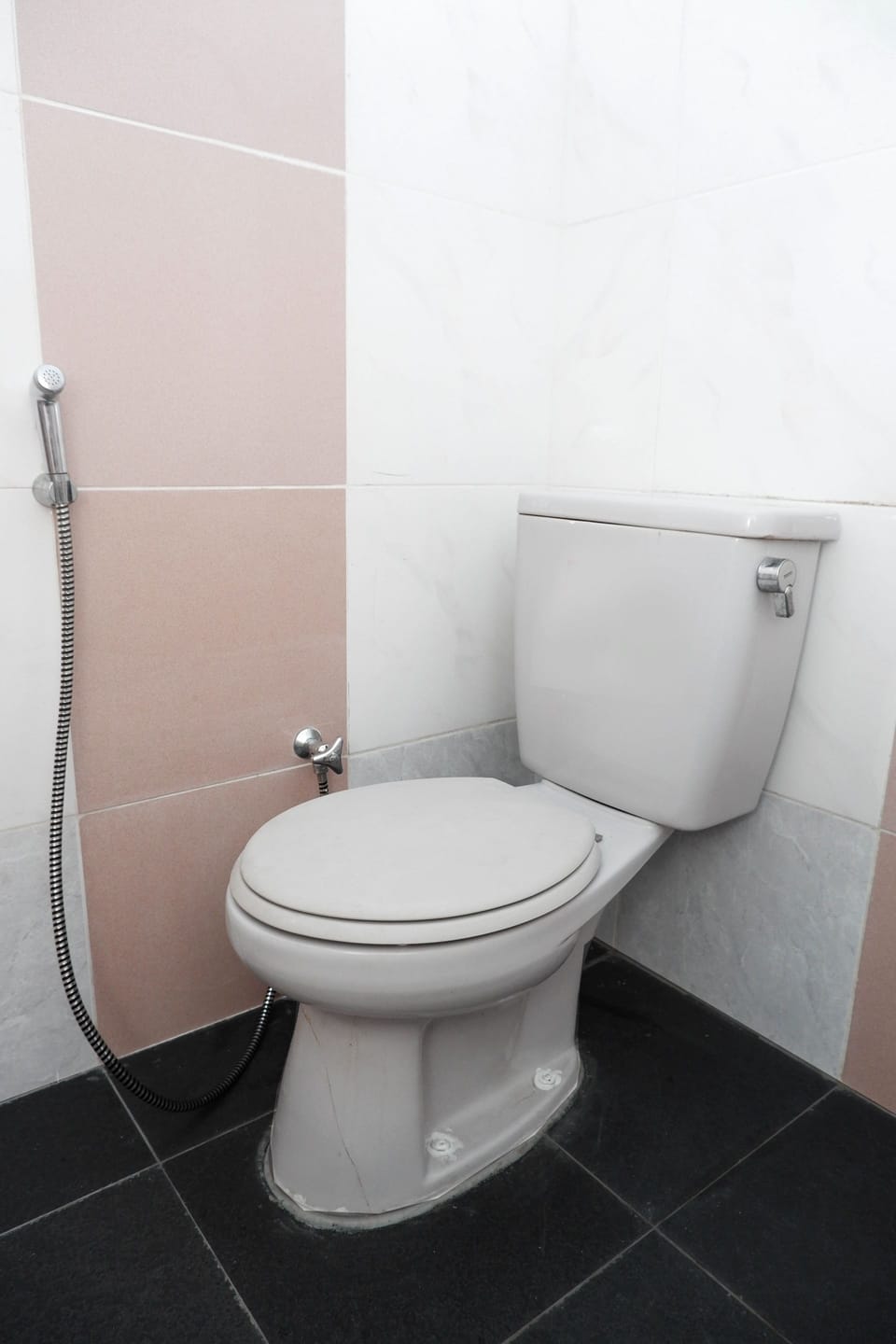 Standard Double Room | Bathroom | Shower, towels