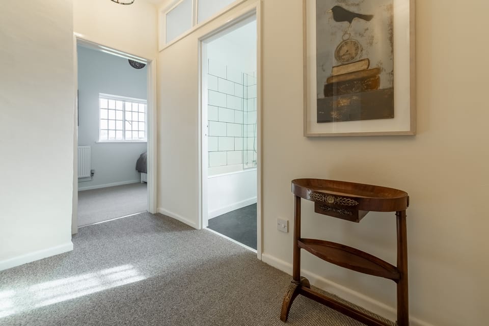 First floor: Landing