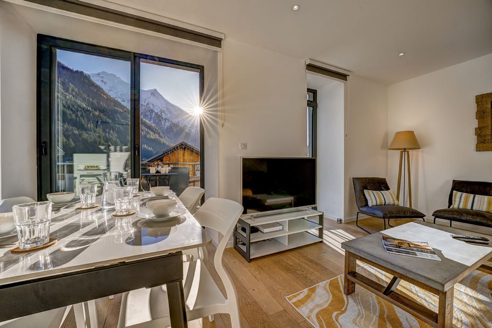 Beautiful mountain views from the living area