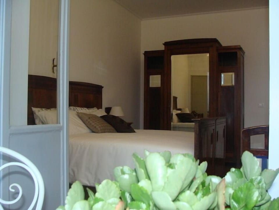 Double Room (Gianduja) | Desk, free cribs/infant beds, free WiFi, bed sheets
