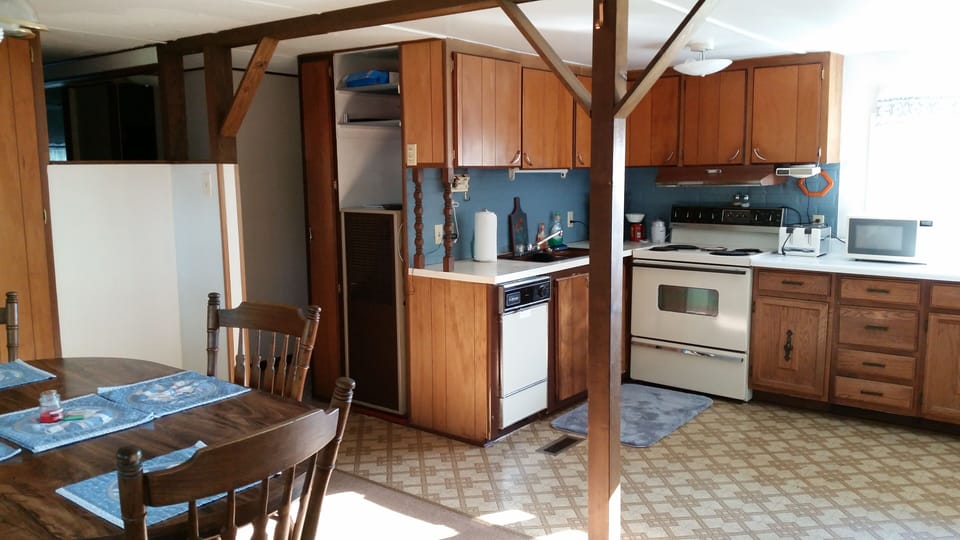 Kitchen in Longspur