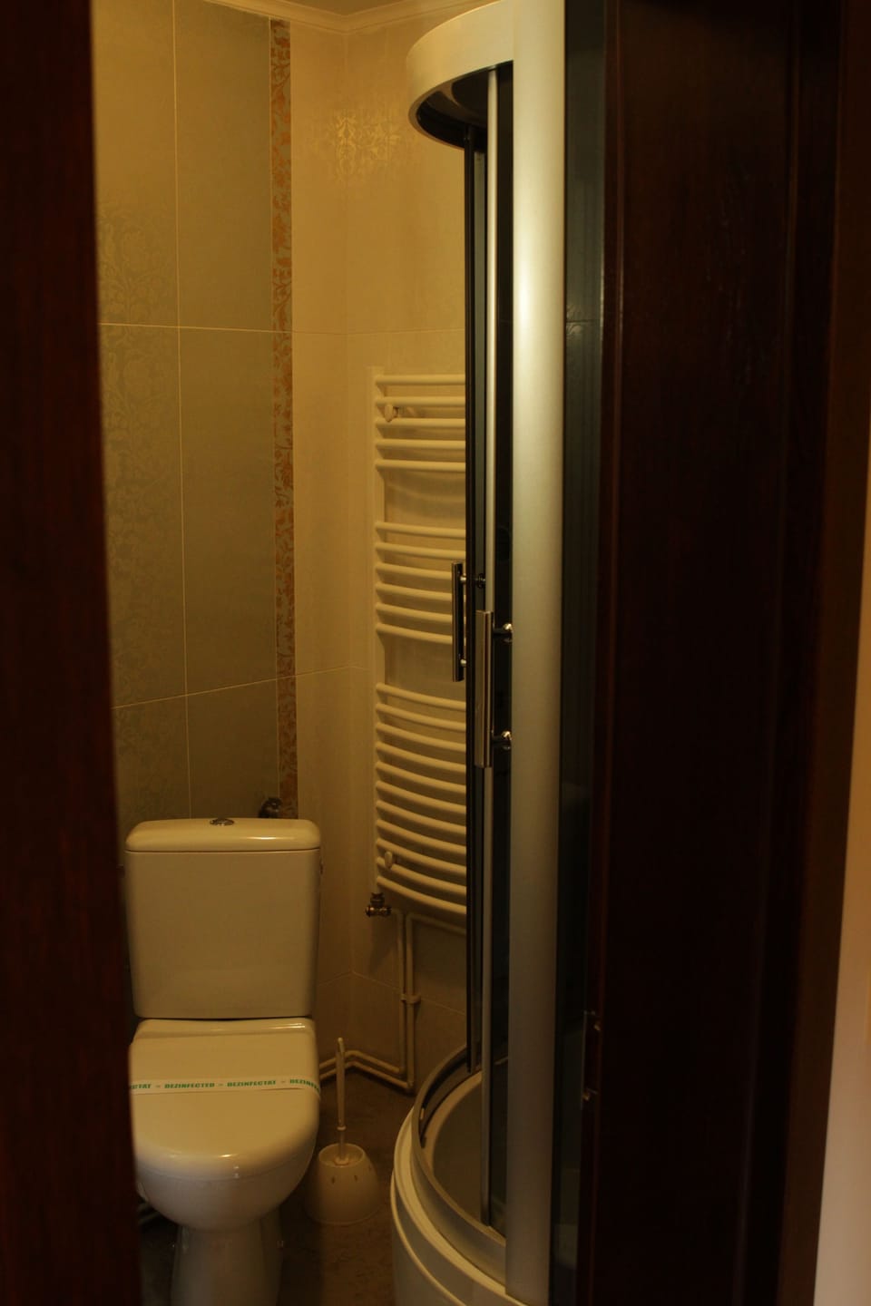 Bathtub, free toiletries, hair dryer, bathrobes