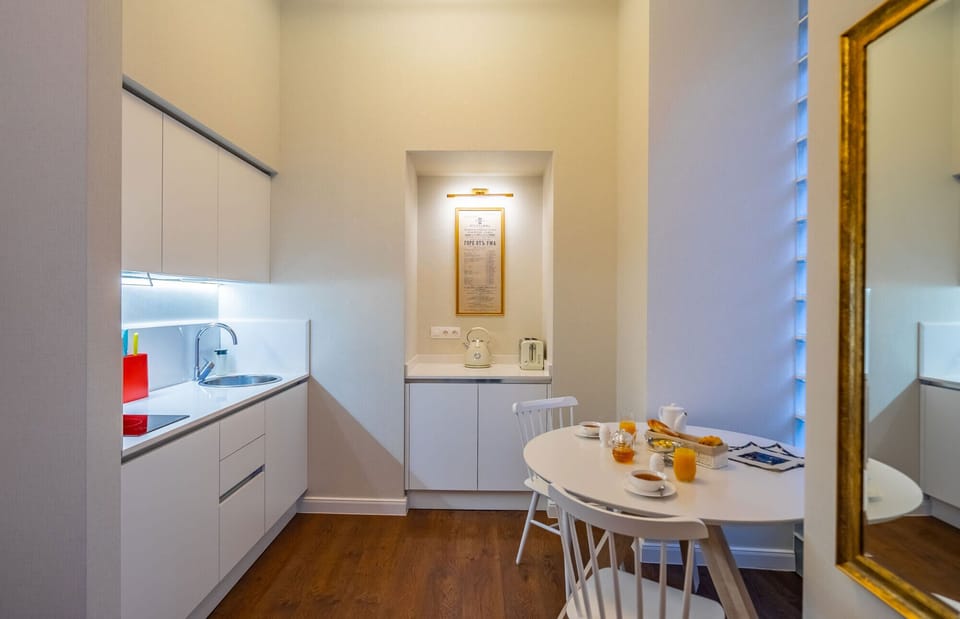 Private kitchenette