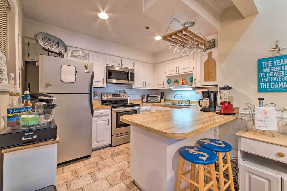 Kitchen | Fully Equipped
