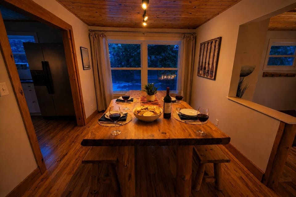 Large Dining Table to Gather with Family & Friends