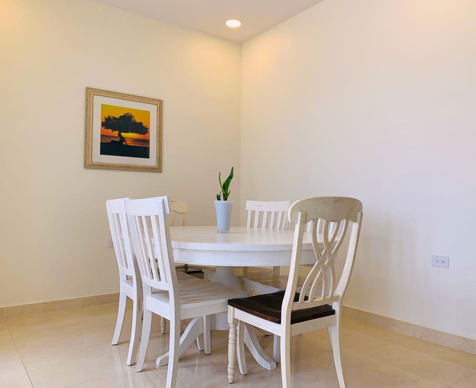 Very Comfortable dining area. High chairs available for the little ones. 