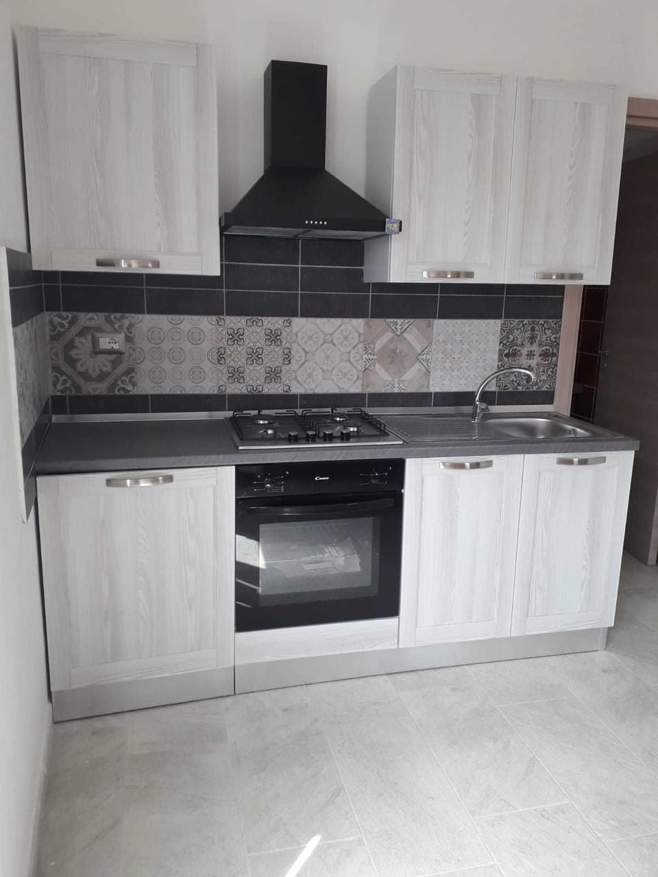 Comfort Apartment, Mountain View | Private kitchen | Fridge, electric kettle