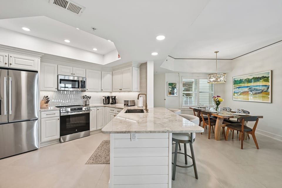Kitchen with Countertop Seating