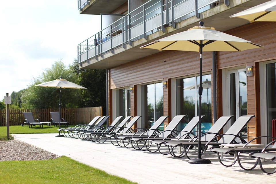 You will love to enjoy a relaxing vacation at this prime destination!