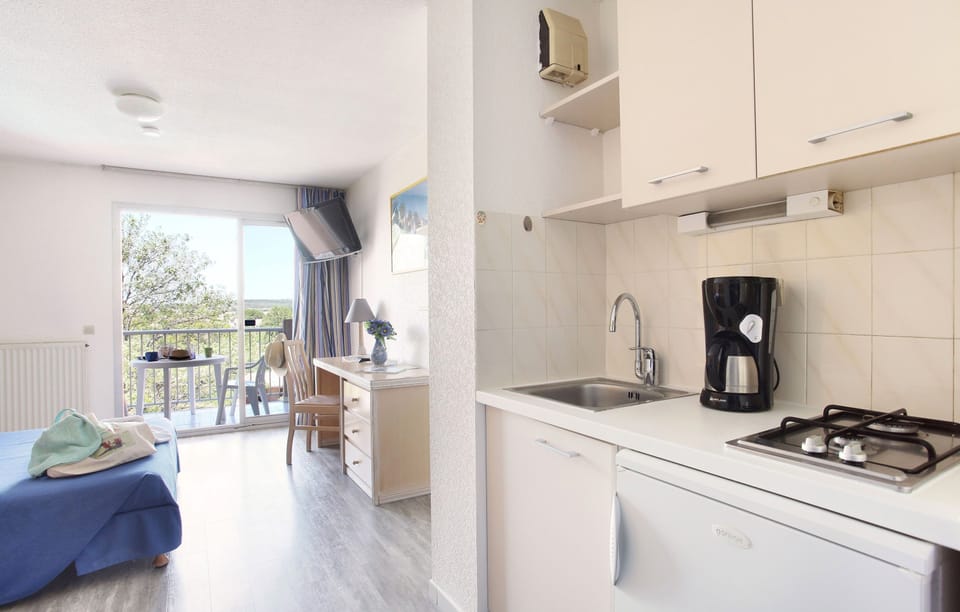 Make a tasty meal in your own kitchen!