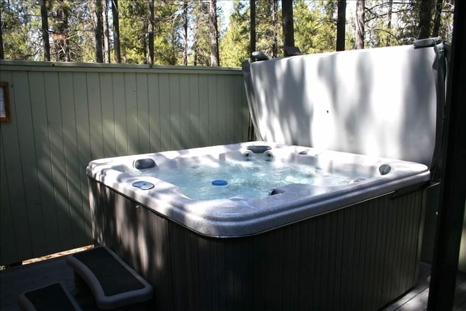 Private hot tub