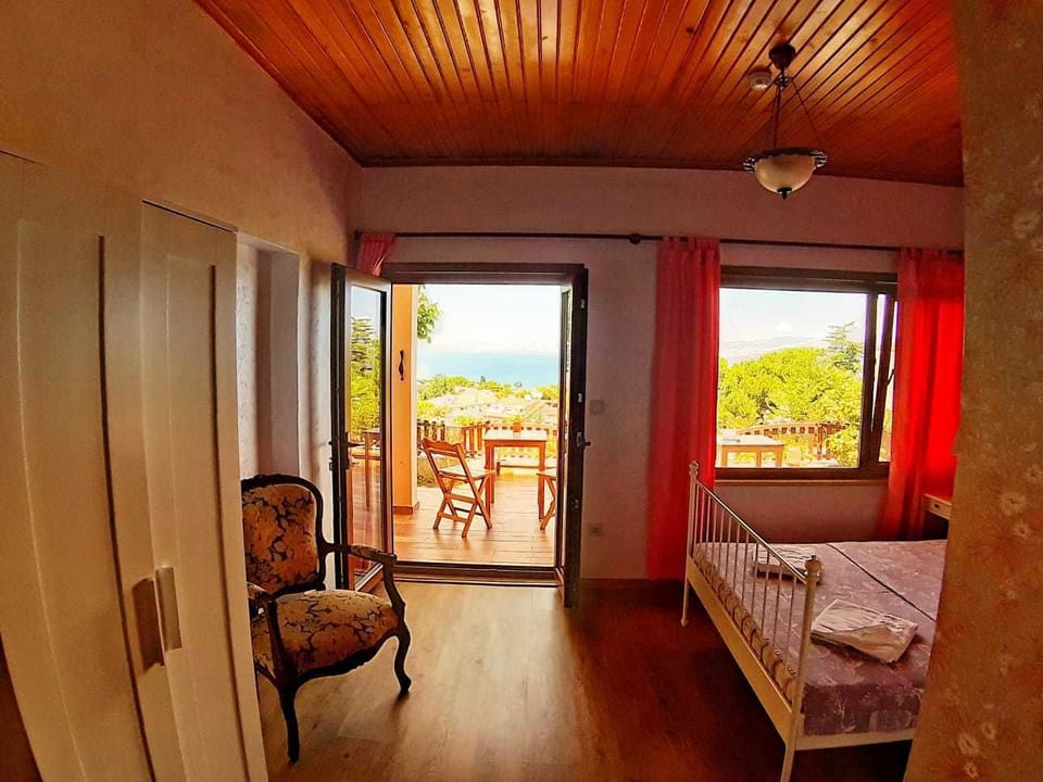 Deluxe Room, 1 Queen Bed, Sea View | Premium bedding, blackout drapes, iron/ironing board, free WiFi