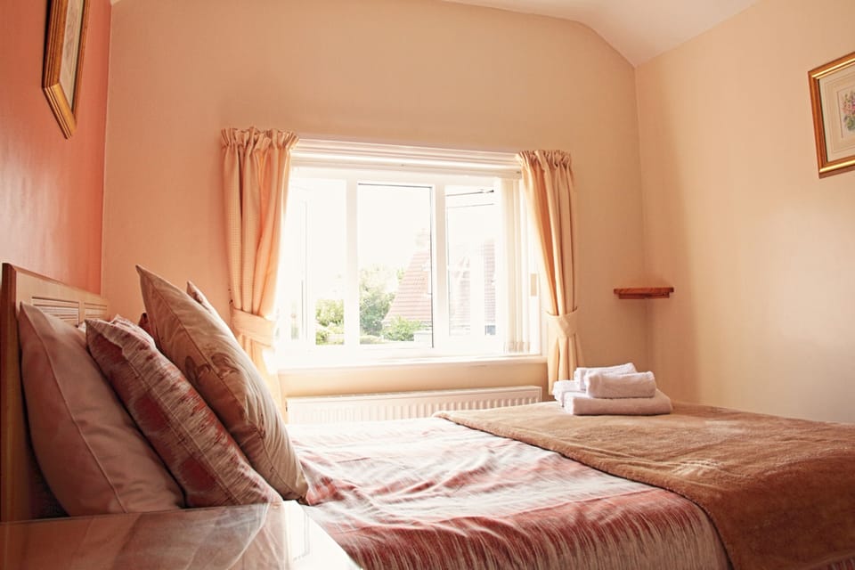 Double Room | Premium bedding, blackout drapes, iron/ironing board (on request)