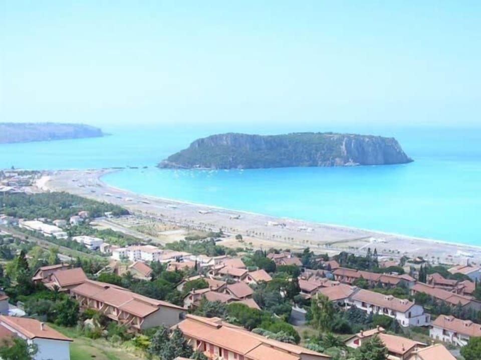 Private beach nearby, sun loungers, beach umbrellas, beach volleyball