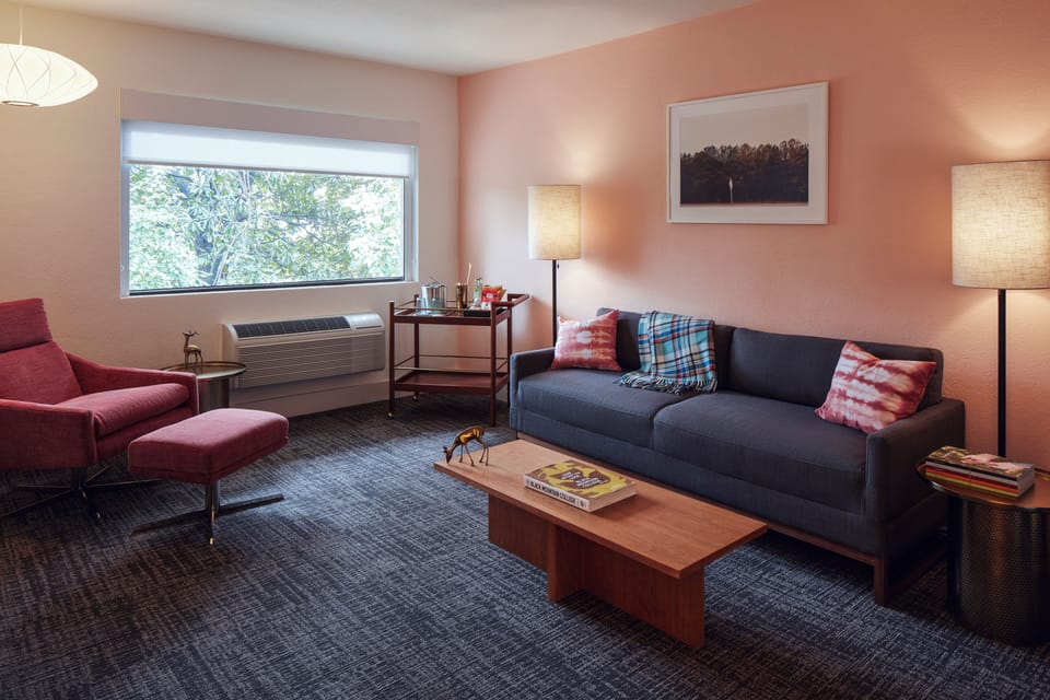 Premium bedding, pillowtop beds, minibar, in-room safe