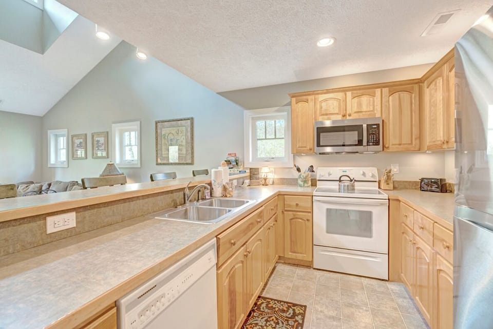 Kitchen--- Open Floor Plan