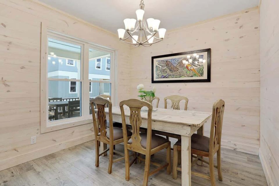 Dining table with seating for 6