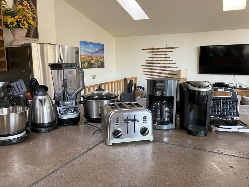 full kitchen and appliances 