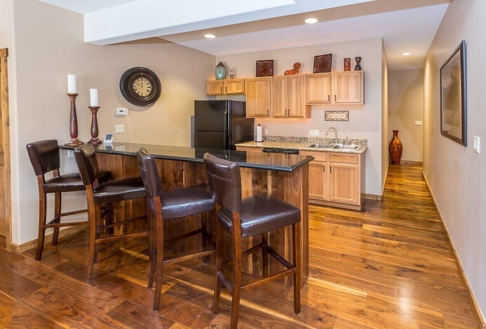 Wet Bar