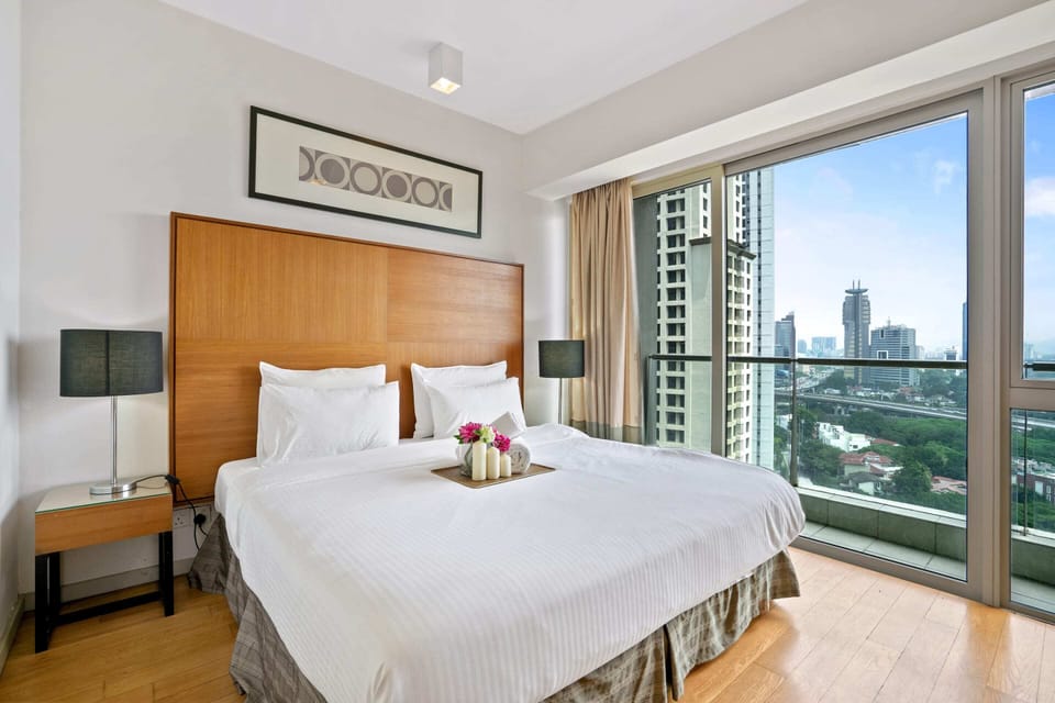 City Apartment | 2 bedrooms, iron/ironing board, free WiFi, bed sheets