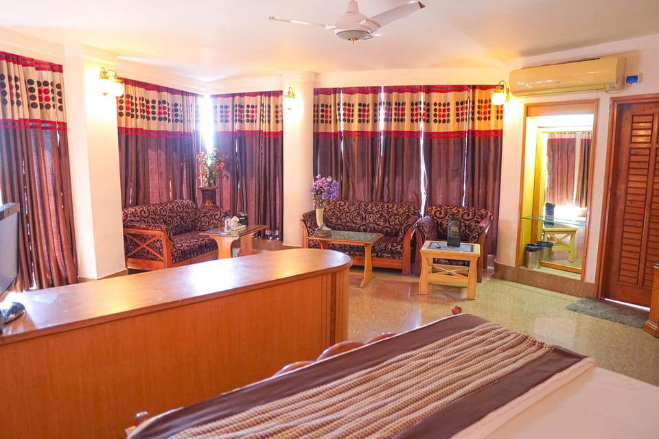 Luxury Suite, 1 King Bed, Mountain View | 1 bedroom, Frette Italian sheets, premium bedding, down comforters