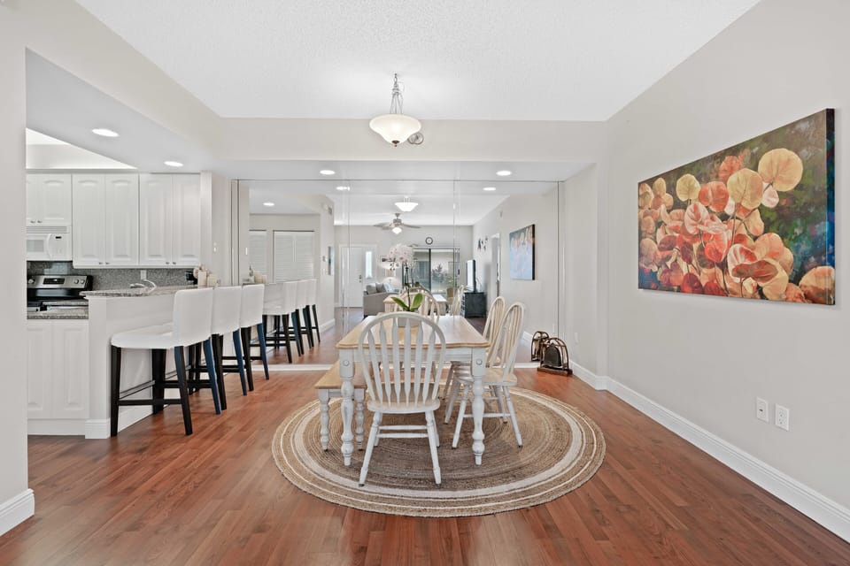 Kitchen Bar
