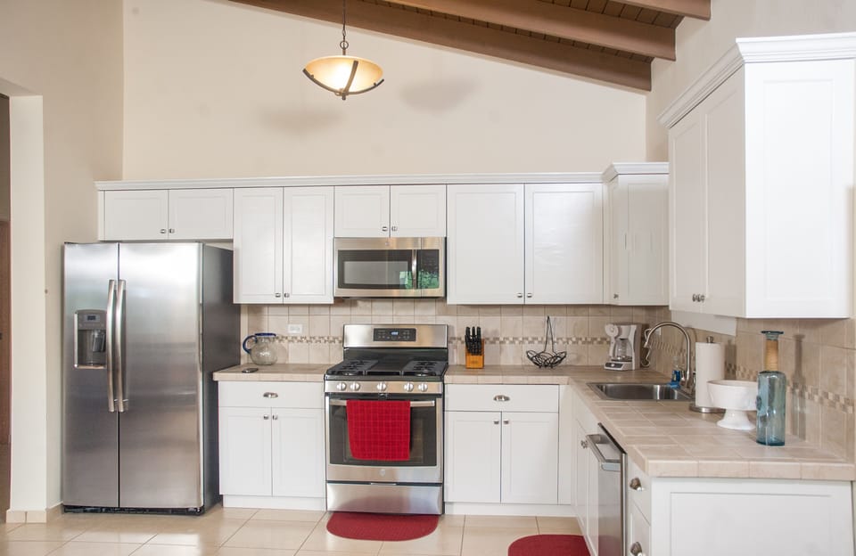 vaulted ceiling kitchen.