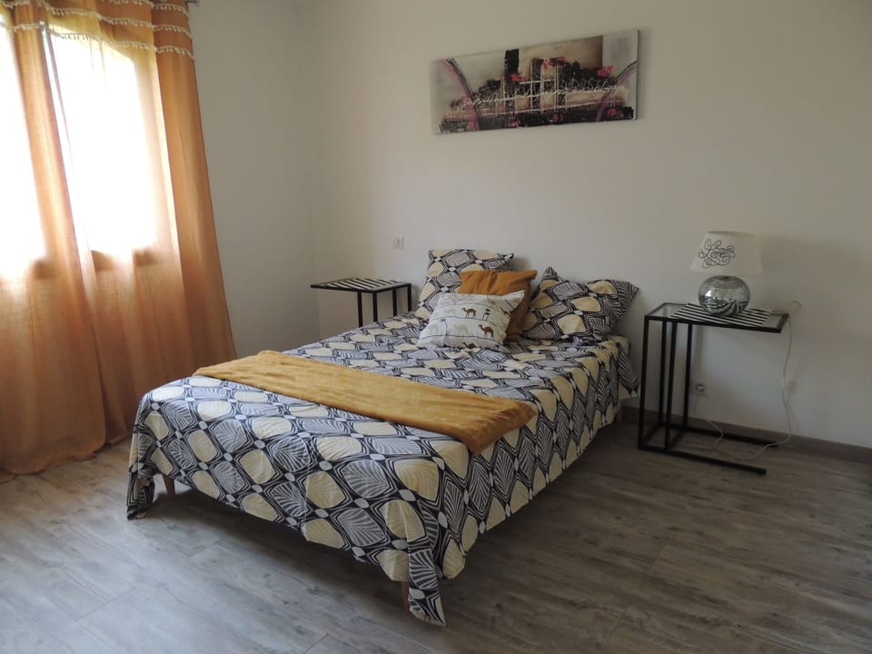 Panoramic Apartment | Free cribs/infant beds, free WiFi