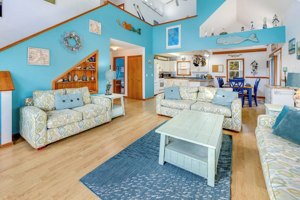 Surf or Sound Realty - 880 - Island Girl - Great Room -1