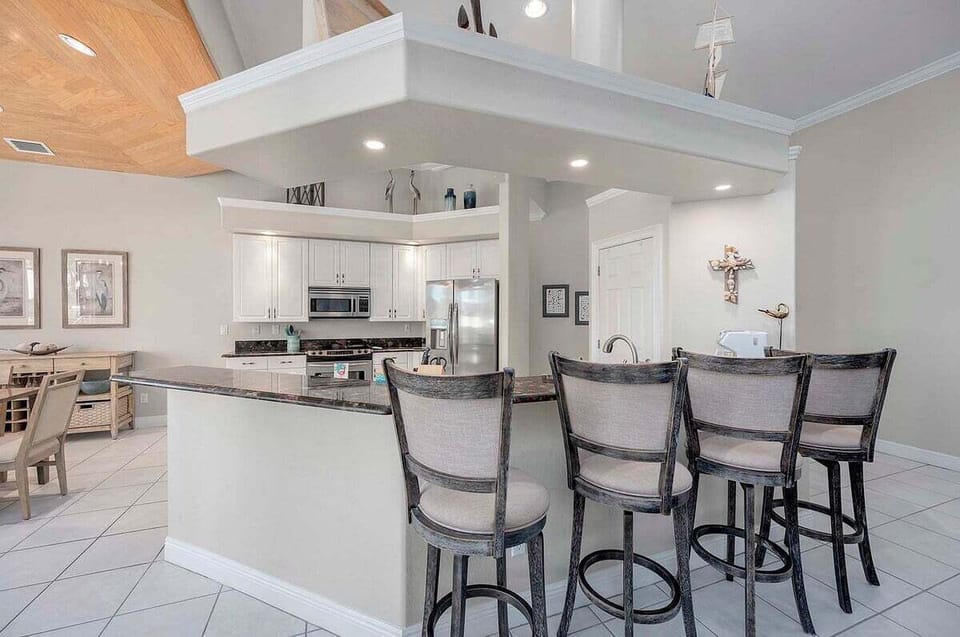 Kitchen Bar with Additional Seating