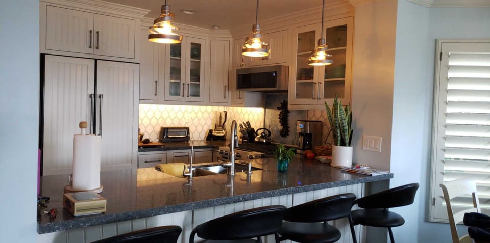 Brand New Kitchen with Kitchen aid appliances 