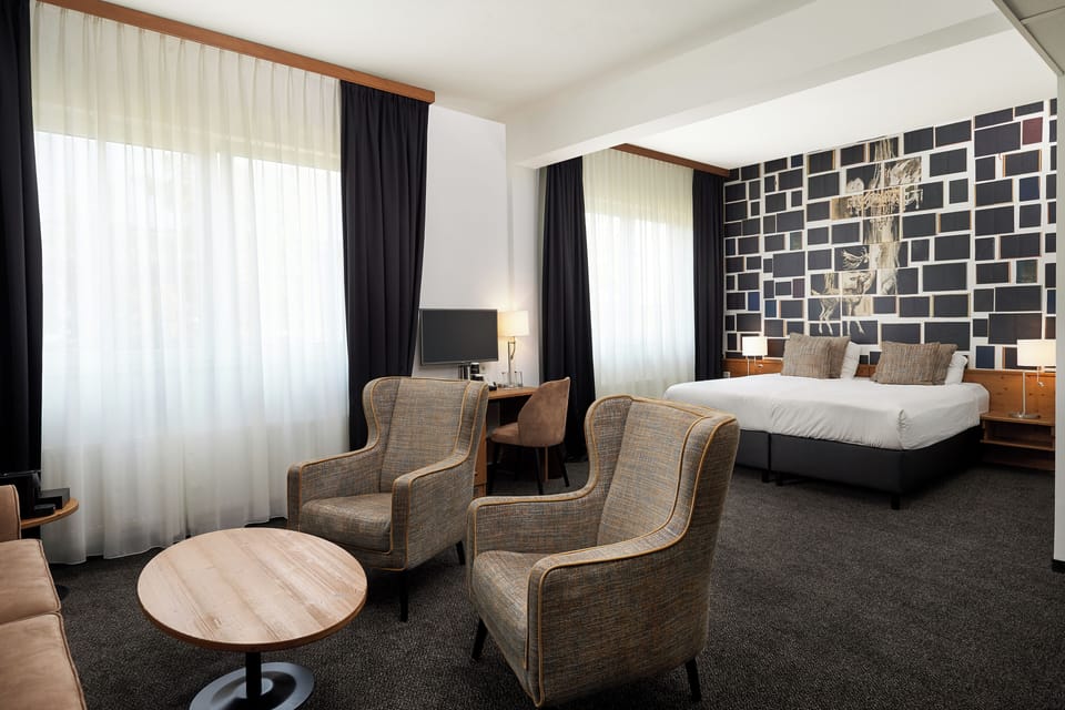 Deluxe Room | Premium bedding, memory foam beds, minibar, in-room safe